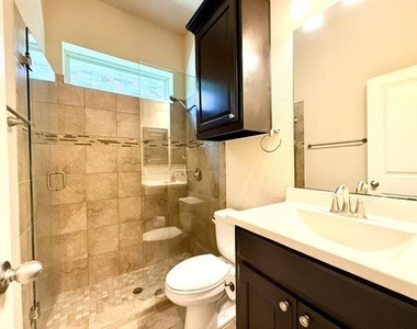 6704 Castillo Street - Photo Thumbnail 17