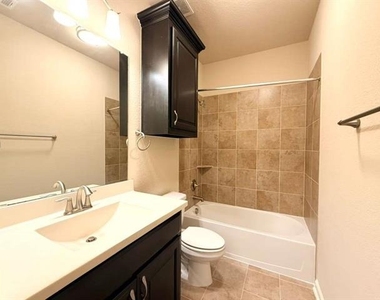 6704 Castillo Street - Photo Thumbnail 24