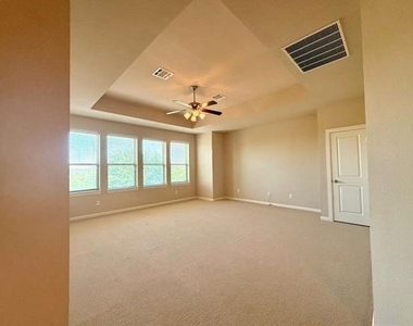 6704 Castillo Street - Photo Thumbnail 21