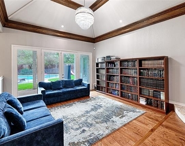 12504 Renoir Lane - Photo Thumbnail 4