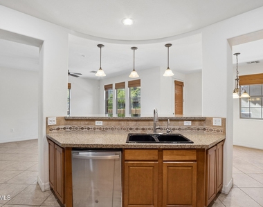17721 N 93rd Way - Photo Thumbnail 15