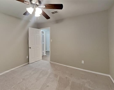 6017 Bronze River Road - Photo Thumbnail 19