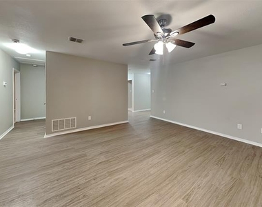 6017 Bronze River Road - Photo Thumbnail 24