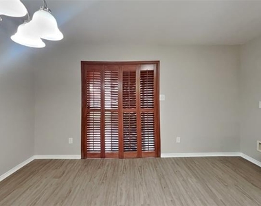 6017 Bronze River Road - Photo Thumbnail 6