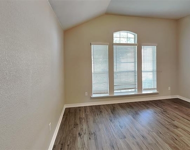 14104 Silkwood Drive - Photo Thumbnail 21