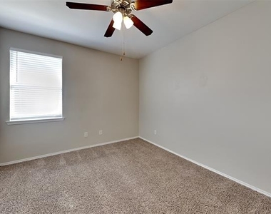 2021 Hickory Drive - Photo Thumbnail 11