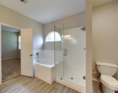 2021 Hickory Drive - Photo Thumbnail 9