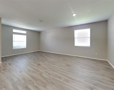 2021 Hickory Drive - Photo Thumbnail 2