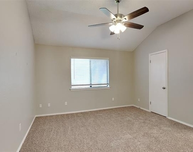 1313 Colony Court - Photo Thumbnail 7