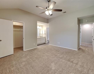 1313 Colony Court - Photo Thumbnail 19