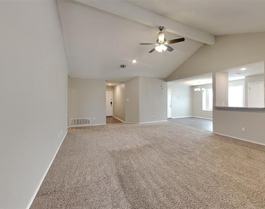 1313 Colony Court - Photo Thumbnail 2
