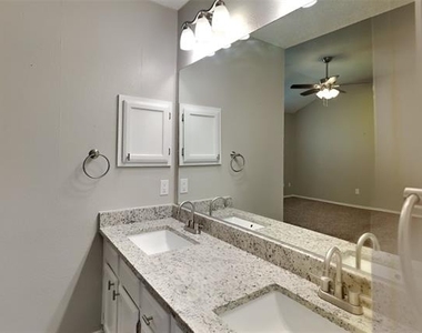 1313 Colony Court - Photo Thumbnail 8
