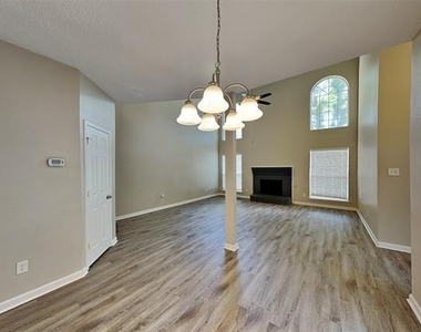 2413 Browning Drive - Photo Thumbnail 2