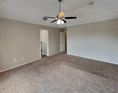 2413 Browning Drive - Photo Thumbnail 5