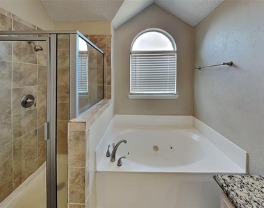 2413 Browning Drive - Photo Thumbnail 9
