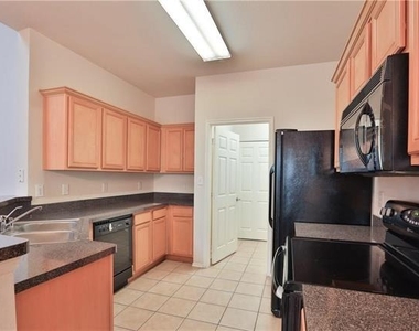 8505 Forest Highlands Drive - Photo Thumbnail 5