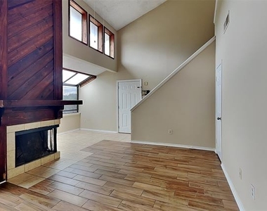 9600 Royal Lane - Photo Thumbnail 3