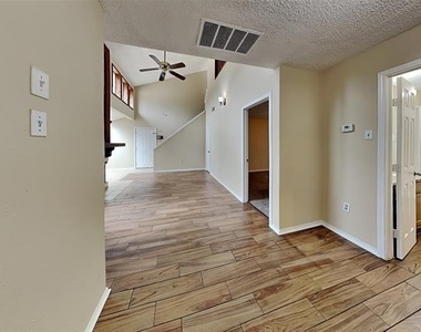 9600 Royal Lane - Photo Thumbnail 7