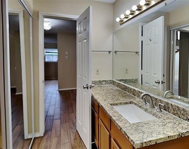 9600 Royal Lane - Photo Thumbnail 15