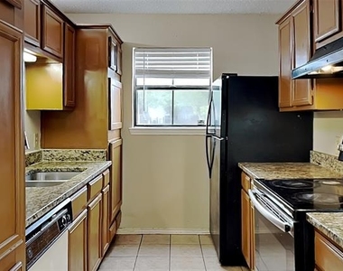 9600 Royal Lane - Photo Thumbnail 6