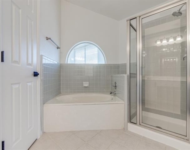 6841 Bellehaven Drive - Photo Thumbnail 19