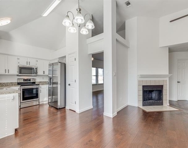 6841 Bellehaven Drive - Photo Thumbnail 2
