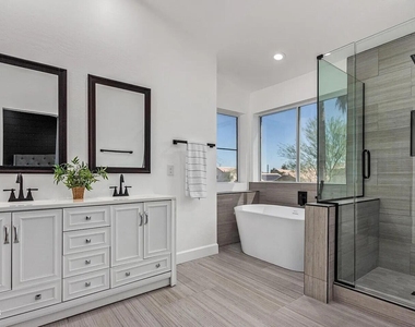 4233 E Raven Road - Photo Thumbnail 29
