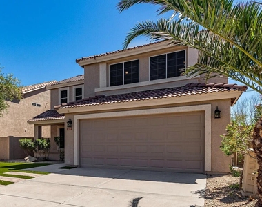 4233 E Raven Road - Photo Thumbnail 1