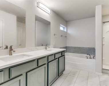 10405 Nettie Street - Photo Thumbnail 11