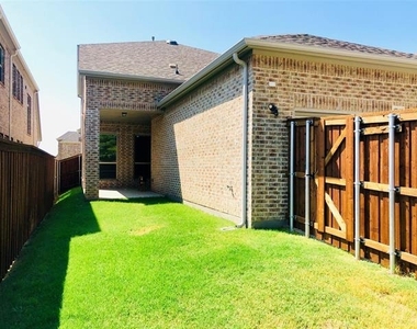 17644 Bottlebrush Drive - Photo Thumbnail 26