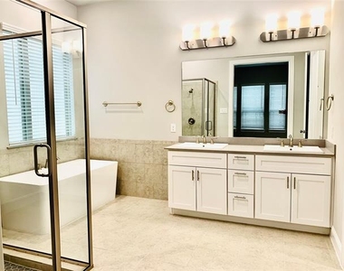 17644 Bottlebrush Drive - Photo Thumbnail 9