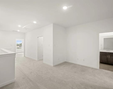 5720 Lakeview Drive - Photo Thumbnail 9