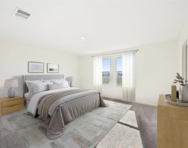 5723 Roadhouse Drive - Photo Thumbnail 6