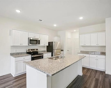 5723 Roadhouse Drive - Photo Thumbnail 14