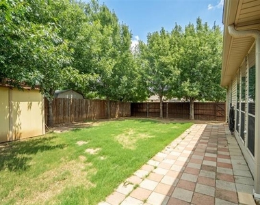 3200 Stonecrop Trail - Photo Thumbnail 22