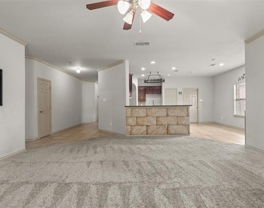 3200 Stonecrop Trail - Photo Thumbnail 5