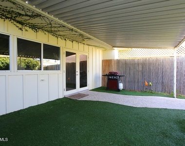 5114 N Granite Reef Road - Photo Thumbnail 24