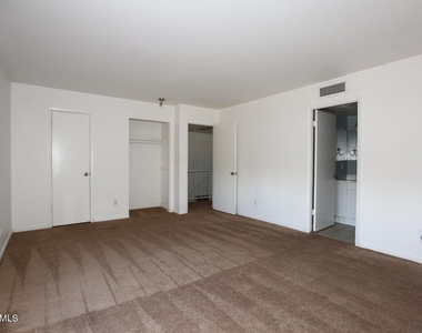 5114 N Granite Reef Road - Photo Thumbnail 20