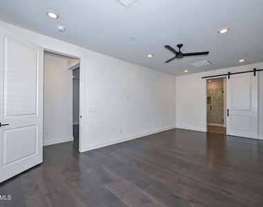 11300 N Casa Dega Drive - Photo Thumbnail 20