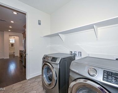 11300 N Casa Dega Drive - Photo Thumbnail 31