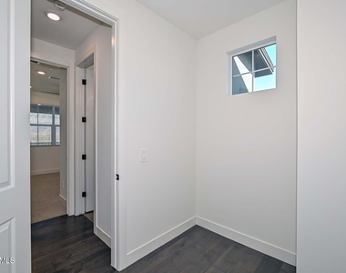 11300 N Casa Dega Drive - Photo Thumbnail 30