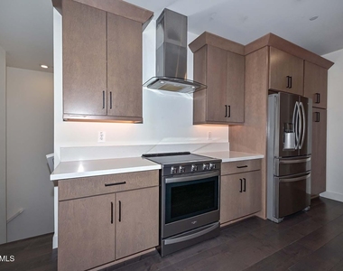 11300 N Casa Dega Drive - Photo Thumbnail 5