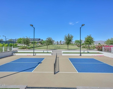 11300 N Casa Dega Drive - Photo Thumbnail 39