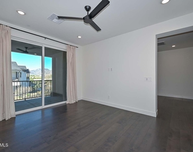 11300 N Casa Dega Drive - Photo Thumbnail 28