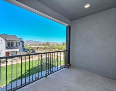 11300 N Casa Dega Drive - Photo Thumbnail 23