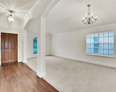 12618 Red Hawk Drive - Photo Thumbnail 4