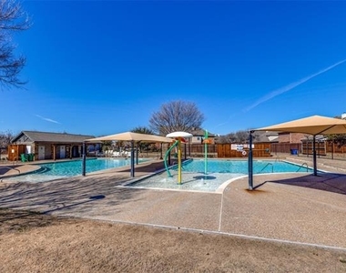 12618 Red Hawk Drive - Photo Thumbnail 30