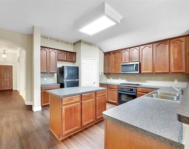 12618 Red Hawk Drive - Photo Thumbnail 20