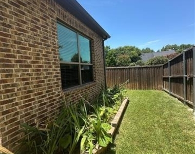 3809 Brookridge Court - Photo Thumbnail 32