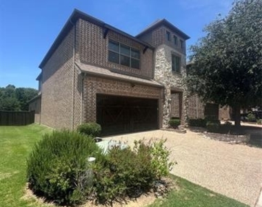 3809 Brookridge Court - Photo Thumbnail 2